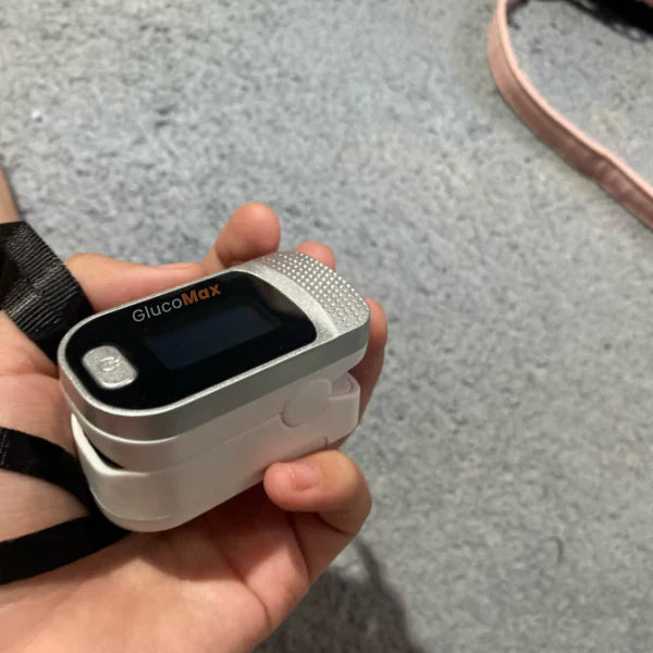 COMPRE 1 LEVE 2 GlucoMax – Leitor a Laser Não Invasivo – Tecnologia de Precisão 99,9%